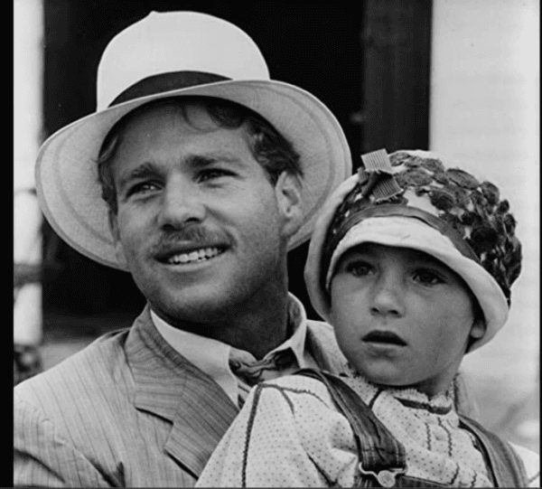 Ryan O'Neal and Tatum O'Neal in "Paper Moon." (<a title="Paramount Pictures" href="https://en.wikipedia.org/wiki/Paramount_Pictures">Paramount Pictures</a>)