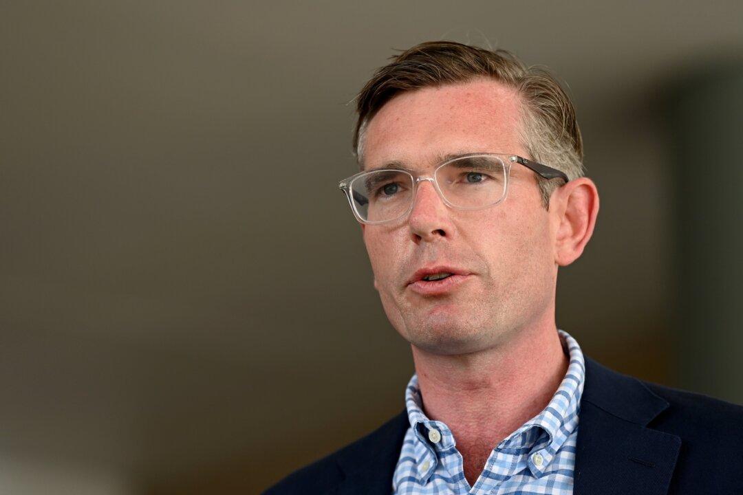 Aussie State to Re-Impose Restrictions and Vaccine Mandates As Omicron Numbers Rise