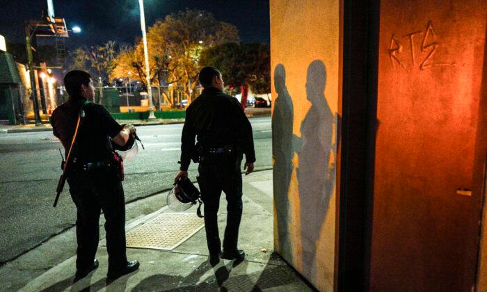 Thousands of Los Angeles Law Enforcement Officers Off-Duty Due to COVID-19 Surge