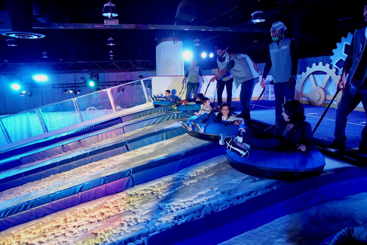 Resort’s Plan B Gives Florida Families Rare Snow-Day ‘Wintertainment’