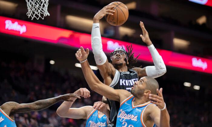 Los Angeles Clippers Hold Off Kings 105–89