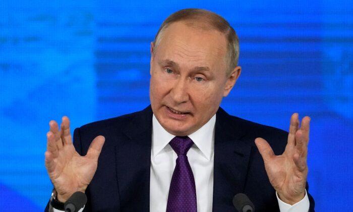 Putin Urges West to Act Quickly to Offer Security Guarantees