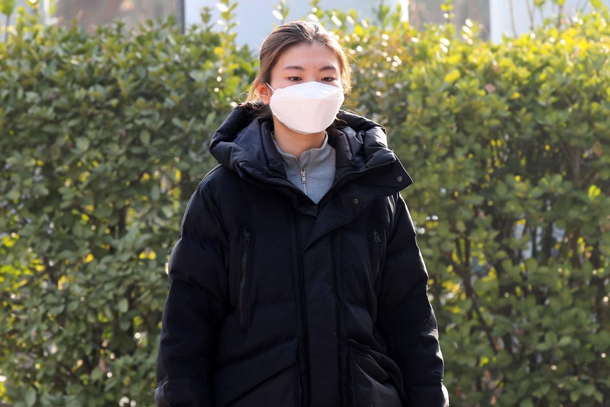 South Korean Olympic Champion Suspended Over Text Messages