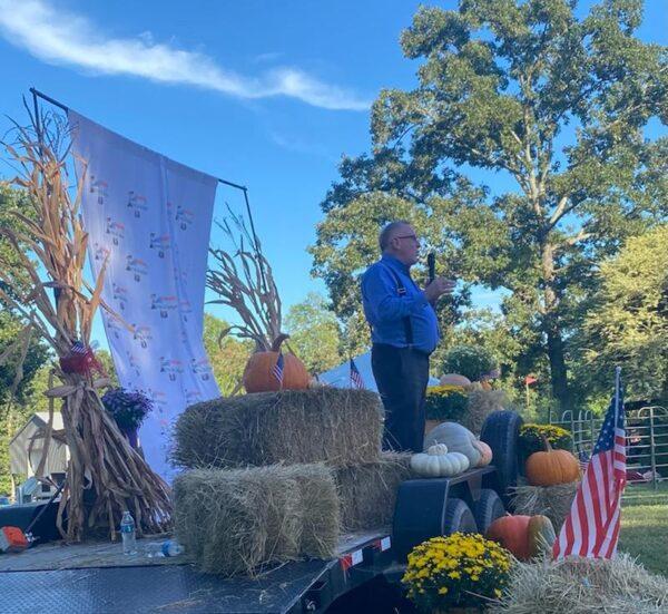 Trevor Loudon speaks at a Revival In Courage event in North Carolina in 2021. (Courtesy of Aryn Schloemer)