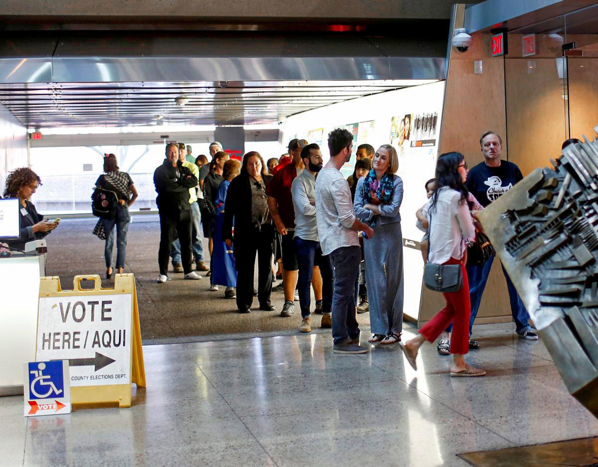 New Poll Shows Most Voters Believe Republicans Will Retake House, Senate