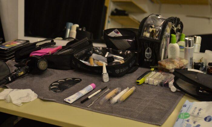 Deadly Bugs Found in 9 of 10 Makeup Bags