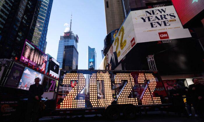 LIVE: Times Square New Year’s Eve Celebration