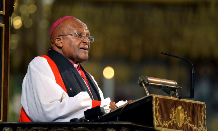 South Africa’s Desmond Tutu Dies at 90