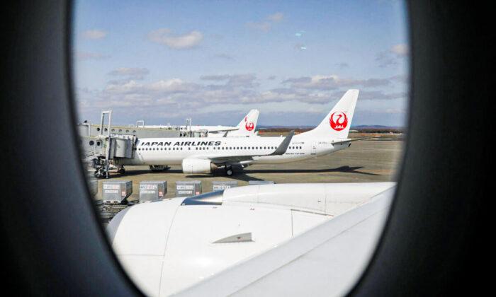 More Than 100 Japan Flights Cancelled Due to Heavy Snow