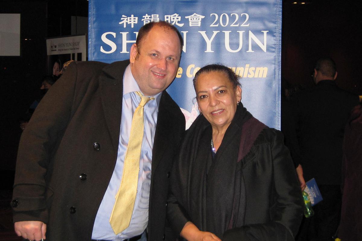 Shen Yun Gives San Diego Lawyer ‘A Very Strong Sense of Tranquility’