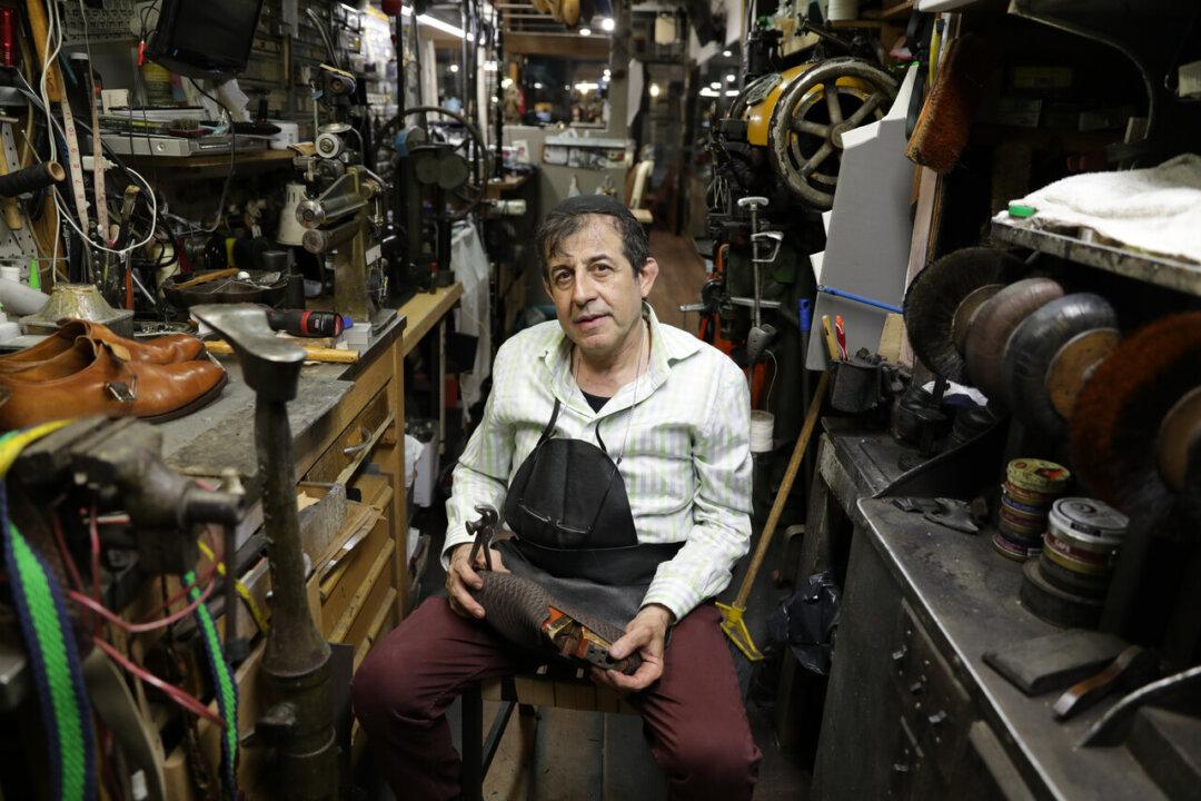 Escaping Religious Persecution: A Shoemaker’s Journey to America