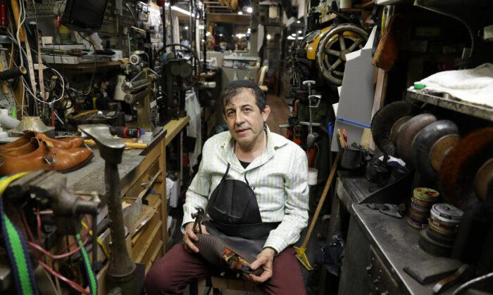Escaping Religious Persecution: A Shoemaker’s Journey to America