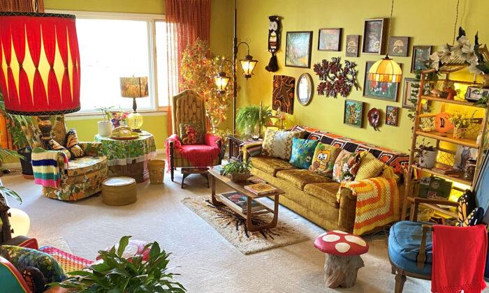 Mom-of-3 Transforms Home Into 1970s Time Capsule and Manages to Get Everything for Less Than $25