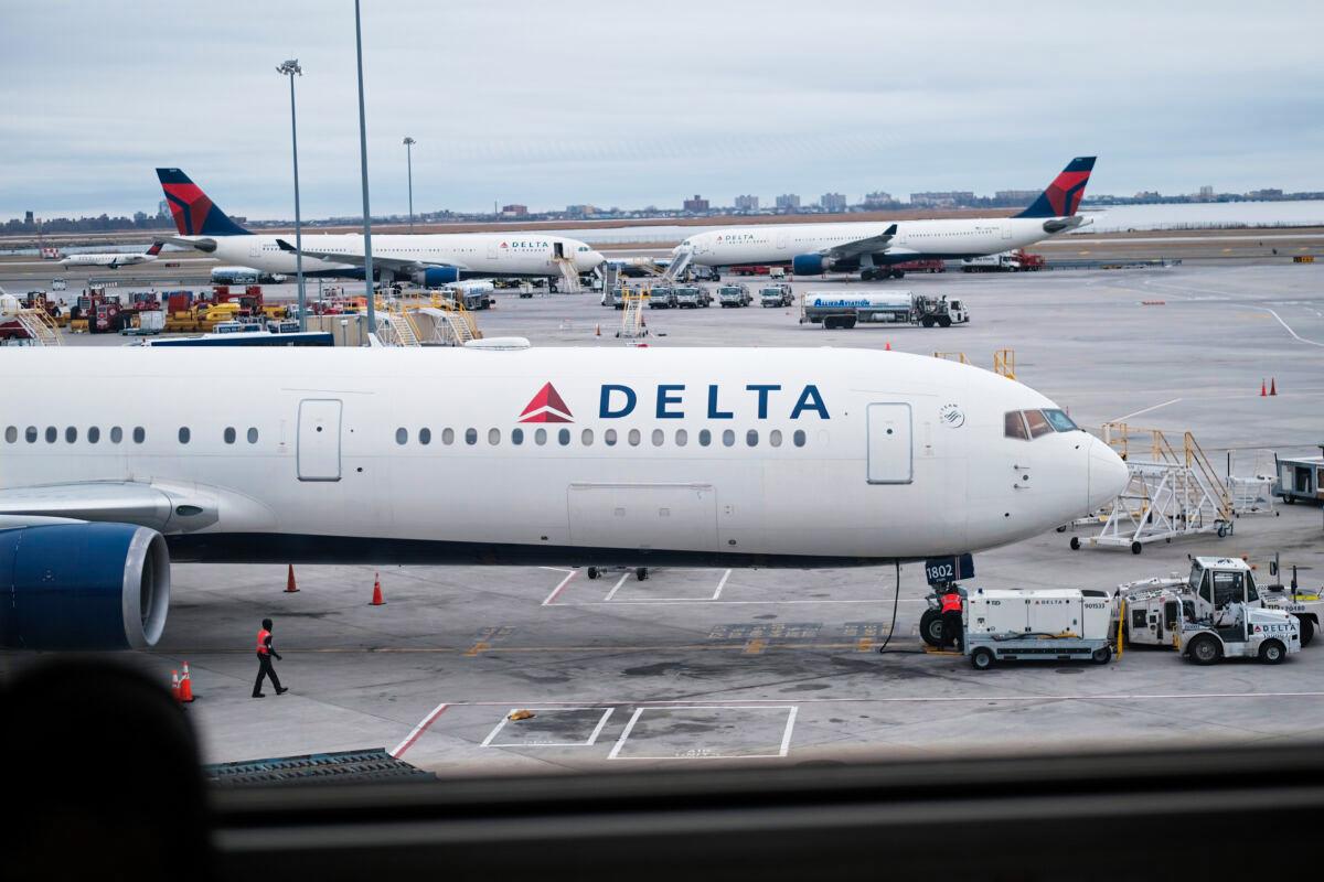 Delta Hikes Q2 Revenue Outlook on Sharply Higher Airfares