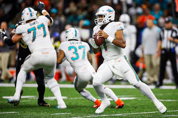 Dolphins Win 7 Straight as Defense Shuts Down Saints 20–3