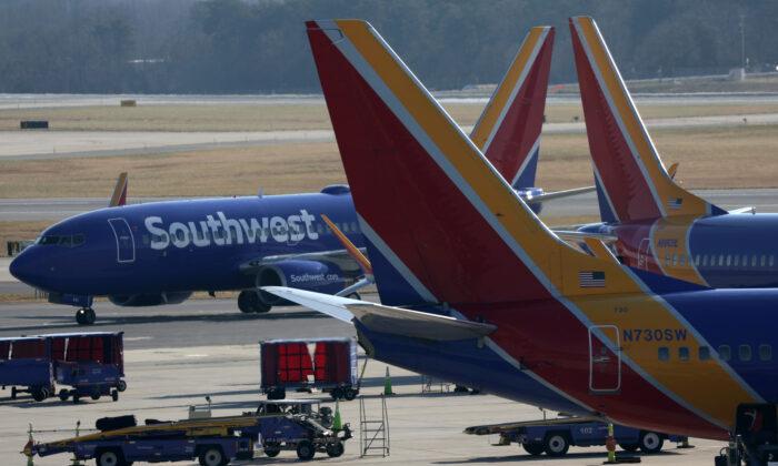 Thousands of Flights Canceled as Airlines Struggle With Staffing