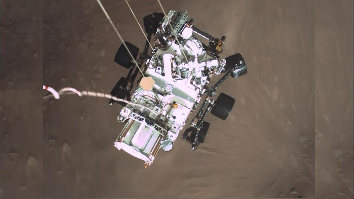 NASA's rover landing on Mars, on Febr. 18, 2021, in a still from a video. (NASA/JPL-CALTECH/AP via The Epoch Times)