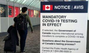 Bernier, Peckford Ask Supreme Court to Hear Challenge to Travel Vaccine Mandate
