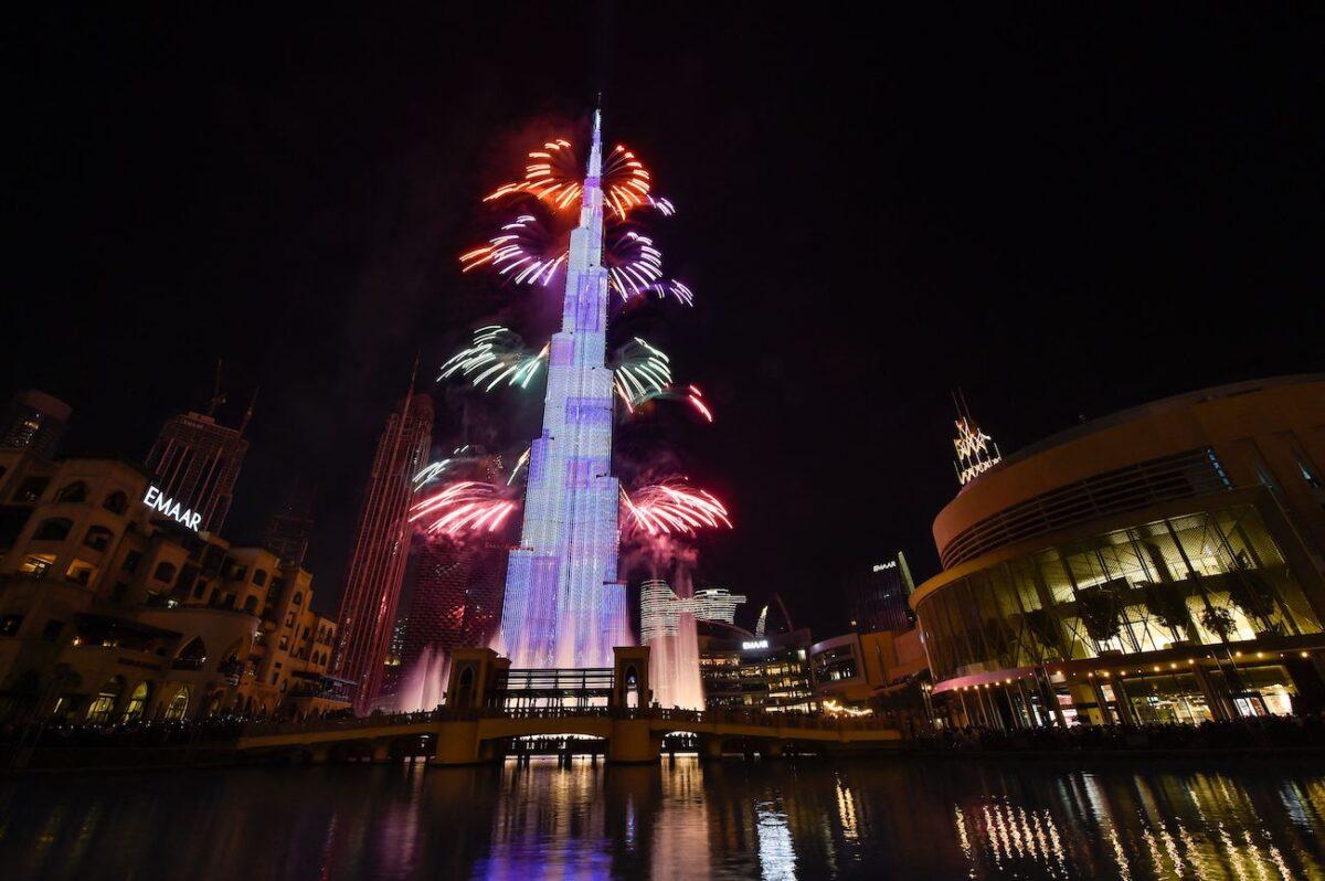 Fireworks erupting from the Burj Khalifa in the Gulf emirate of Dubai, on Dec. 31, 2021. (Stringer/AFP via Getty Images)