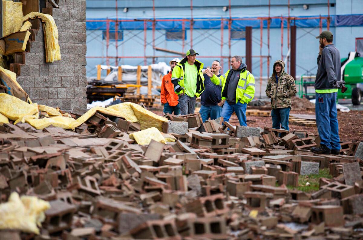 Kentucky Governor Declares State of Emergency After Powerful Storms Cause Damage