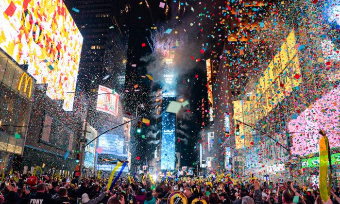 Times Square Tests New Year’s Eve Confetti