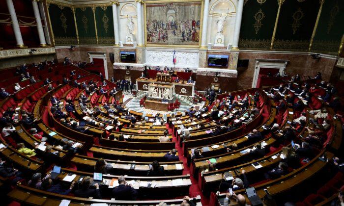France Vows to Go Ahead With Vaccine Pass Despite Parliamentary Glitch