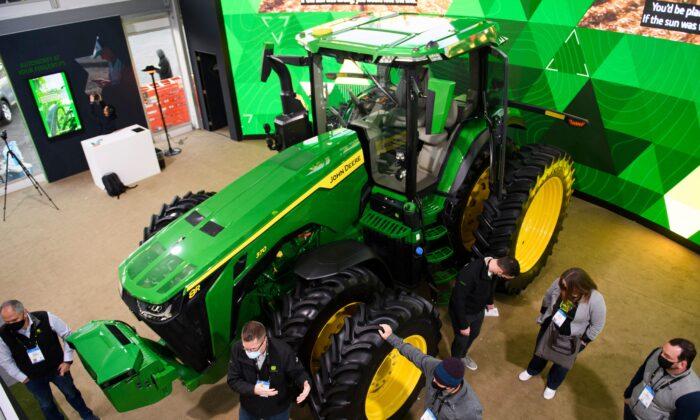 John Deere Vows to Let American Farmers Repair Their Own Machines