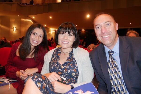Mike, Madalyn, and Reagan Sandstrom attend Shen Yun Performing Arts at the Johnny Mercer Theatre in Savannah, Ga., on Jan. 6, 2022. (Sherry Dong/The Epoch Times)