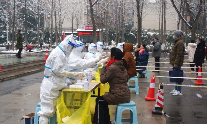 Central Chinese Cities Battle COVID-19 Outbreaks
