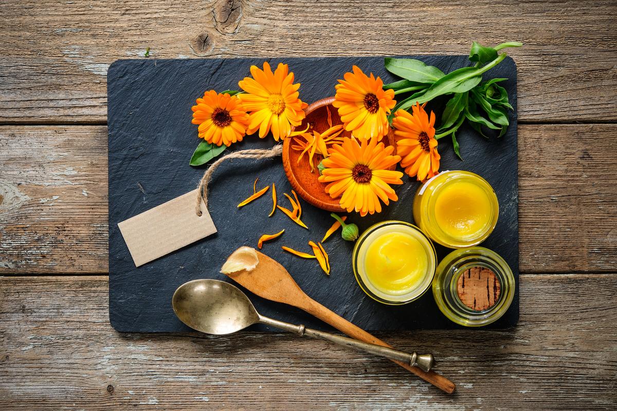 The Many Benefits of Calendula (+Recipe)