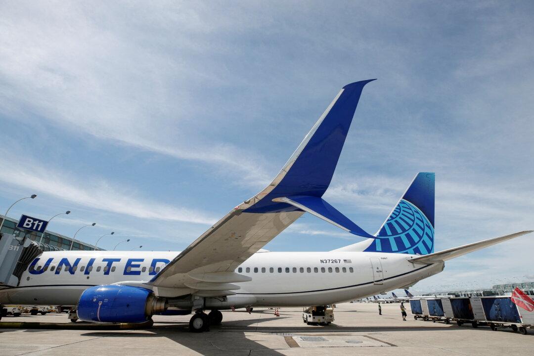 United Airlines Expects to Quadruple Profit in 2023