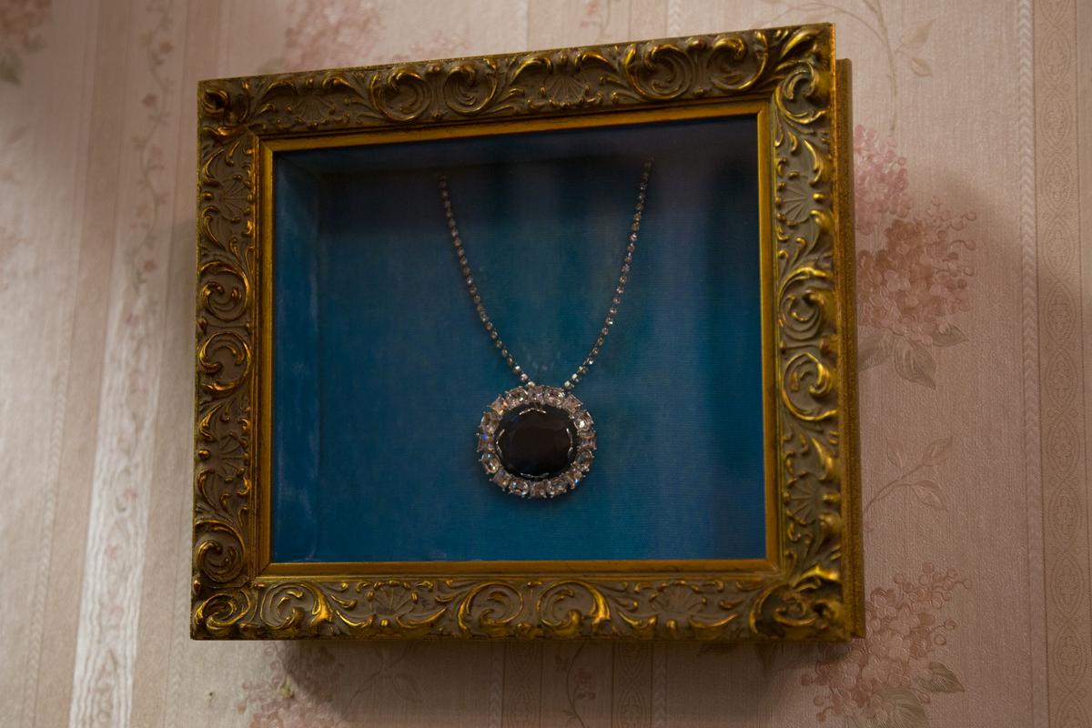 A replica of the Hope Diamond at the Ouray County Historical Museum. (Karen Lee Ensley)