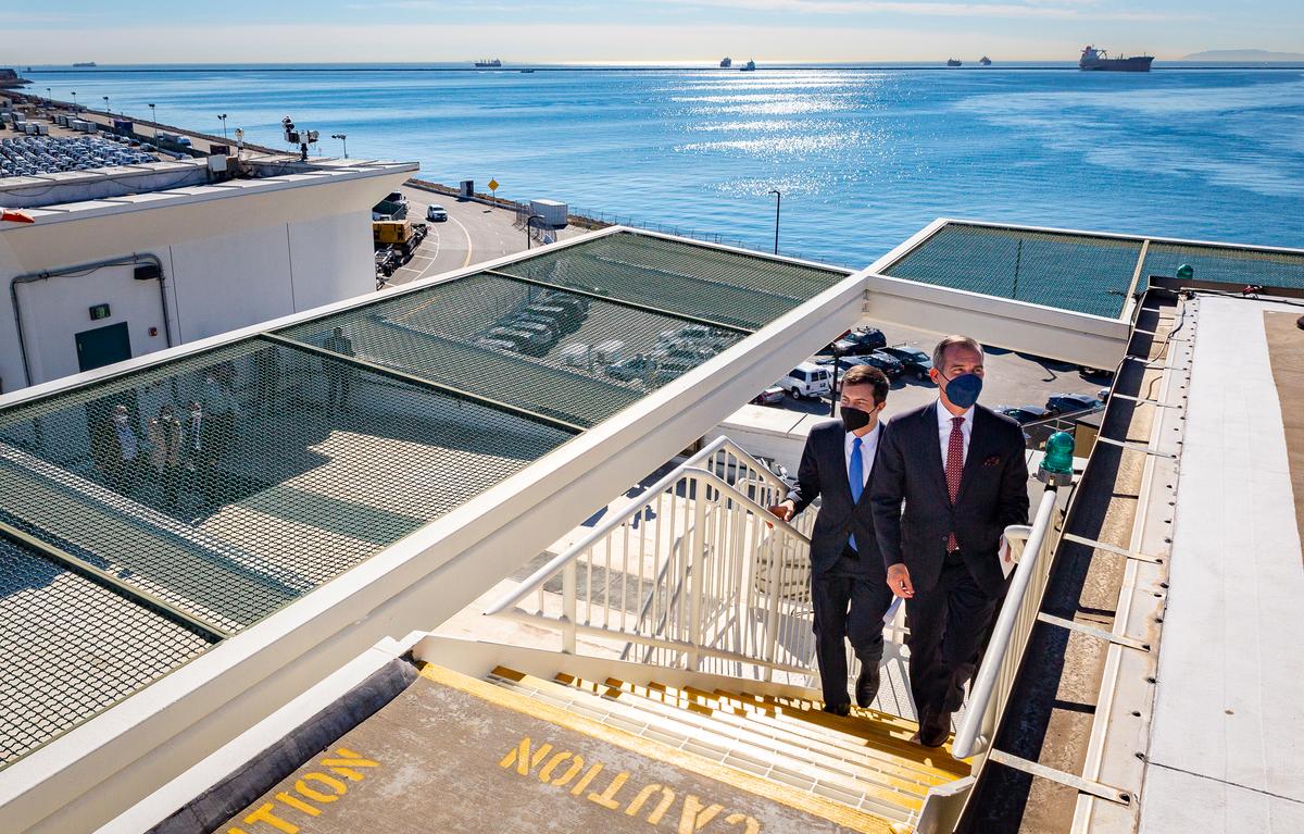 Buttigieg: Los Angeles Ports Saved Christmas