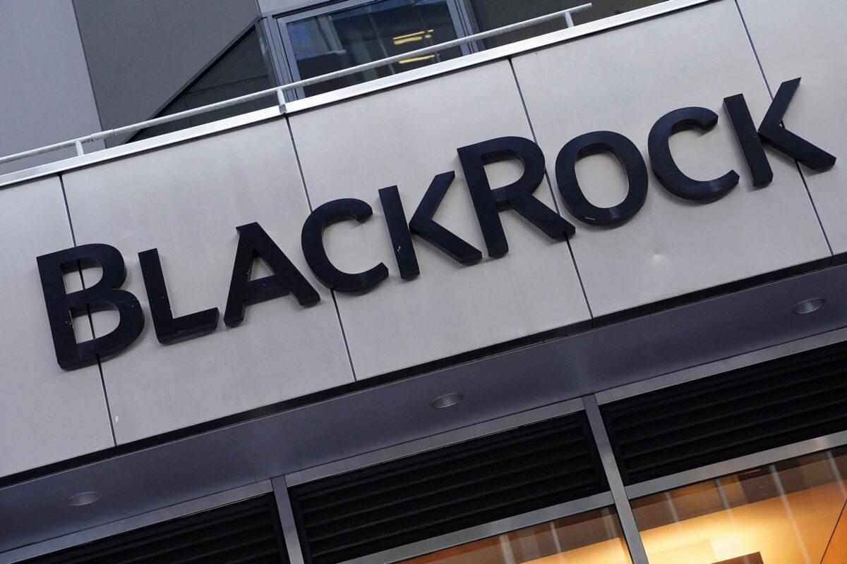 The BlackRock logo is pictured outside its headquarters in the Manhattan borough of New York City on May 25, 2021. The company is the first foreign investment firm to have 100 percent control of an equity fund in China. (Carlo Allegri/Reuters)