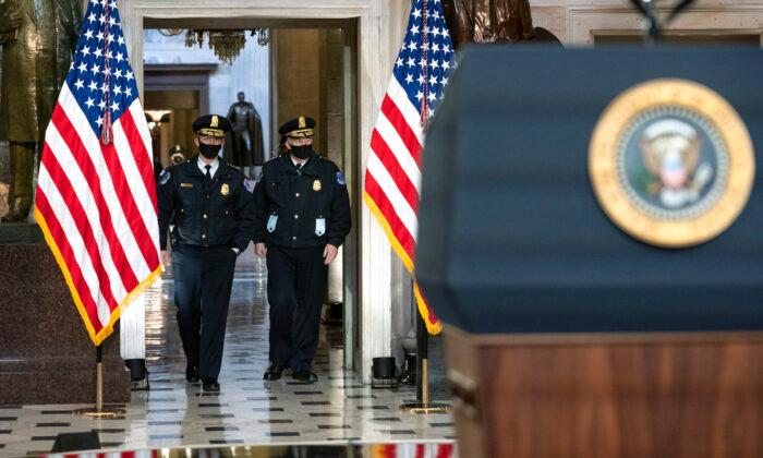 Capitol Security Officials Working to Identify Officers With Extremist Views