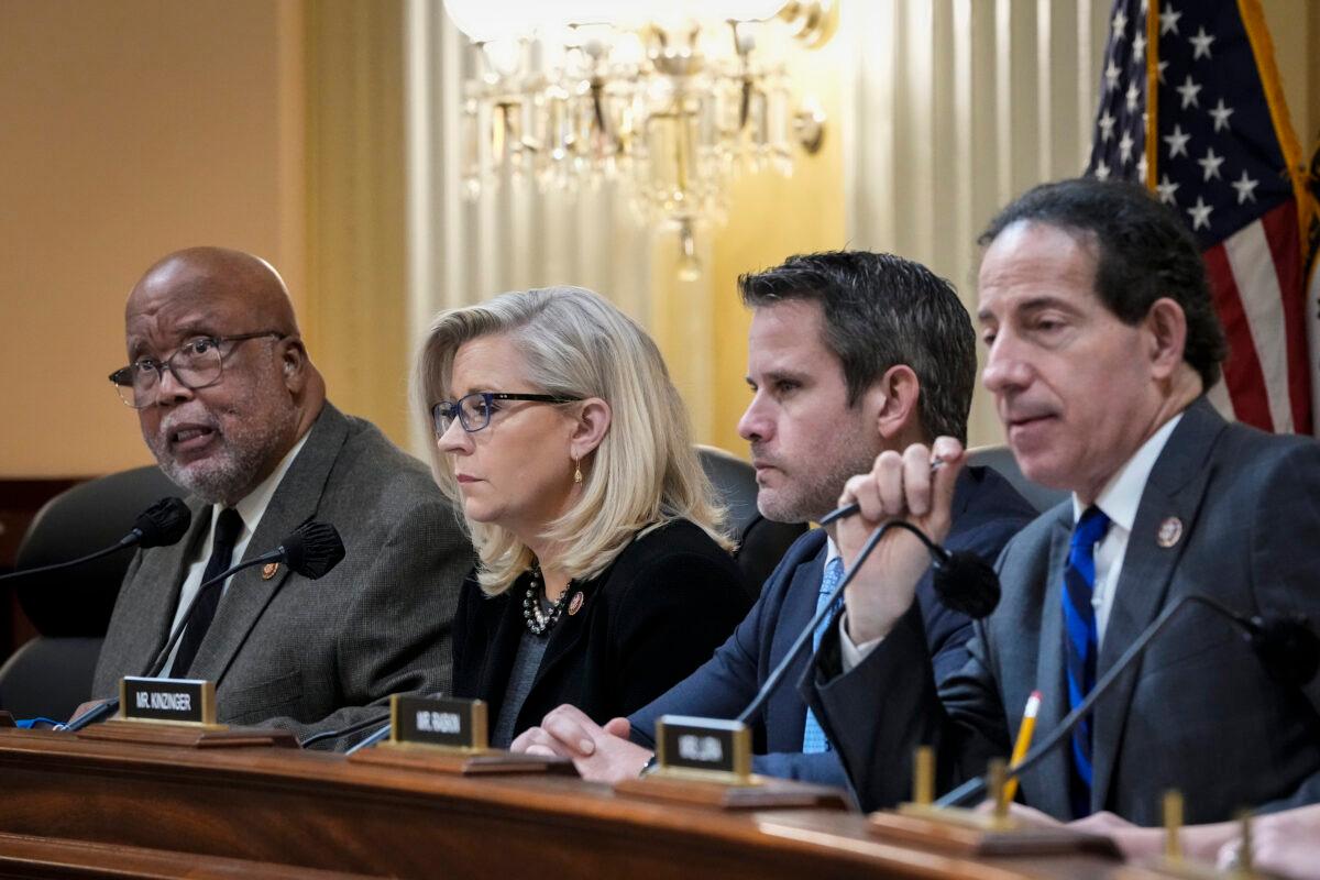 (L-R) Rep. Bennie Thompson (D-Miss.), chair of the select committee investigating the events on Jan. 6 at the Capitol, speaks as Rep. Liz Cheney (R-Wyo.), vice-chair of the select committee investigating the Jan. 6, 2021, breach of the Capitol, Rep. Adam Kinzinger (R-Ill.) and Rep. Jamie Raskin (D-Md.) listen during a committee meeting on Capitol Hill in Washington on Dec. 1, 2021. (Drew Angerer/Getty Images)