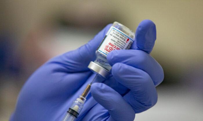 Lawmakers Introduce New Bill to Mandate COVID Vaccine in California Workplaces