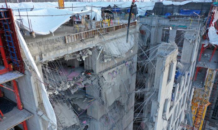 South Korean Rescuers Locate Man at Collapsed Construction Site