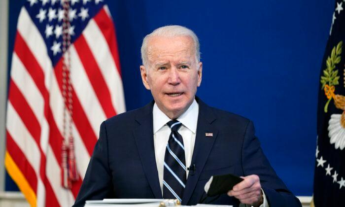 Biden Says Government to Make ‘High-Quality Masks’ Available to Americans for Free