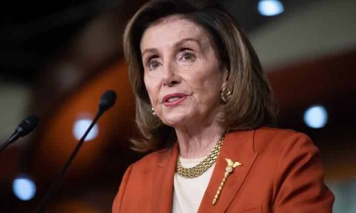Pelosi: McCarthy Has ‘Obligation’ to Cooperate with Jan. 6 Panel