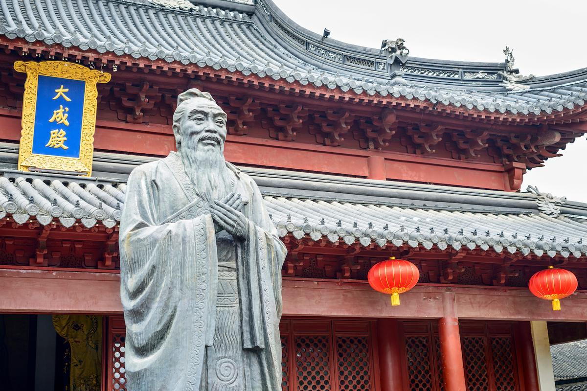 Statue of Confucius. (aphotostory/Shutterstock)