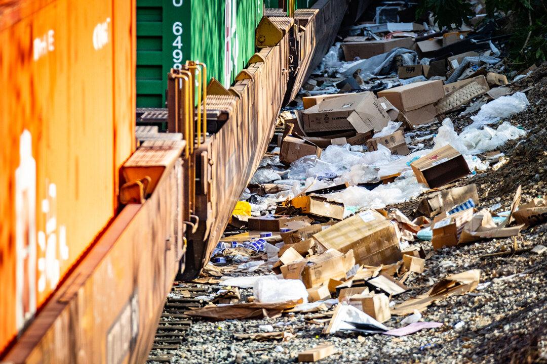 Guns Among Items Stolen in LA Train Thefts, California the Top Target for Cargo Thieves