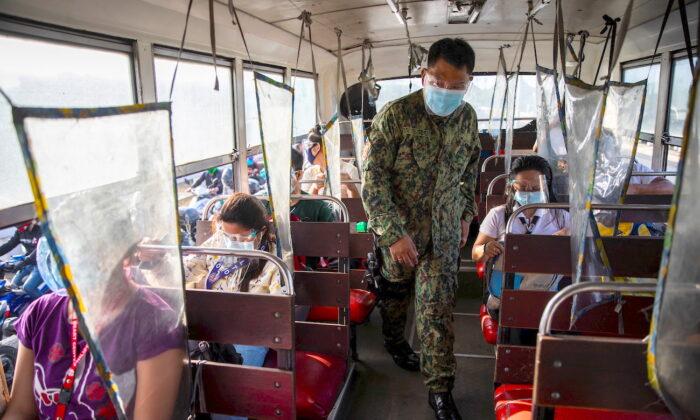 Philippines Imposes ‘No Vaccine, No Ride’ Policy on Manila’s Public Transportation