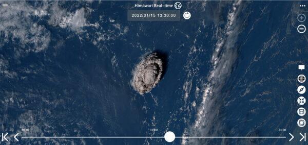 A plume rises over Tonga when the underwater volcano Hunga Tonga-Hunga Ha'apai erupted in this satellite image taken by Himawari-8, a Japanese weather satellite operated by Japan Meteorological Agency, on Jan. 15, 2022. (National Institute of Information and Communications Technology/Handout via Reuters)