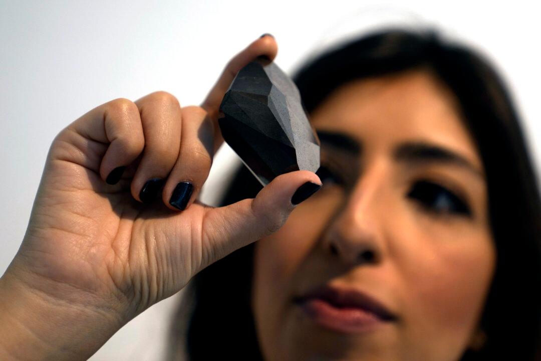 Sotheby’s to Accept Cryptocurrency Payments for Rare Black Diamond