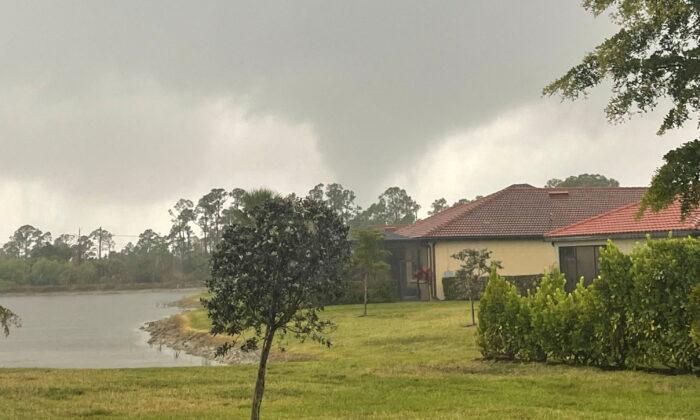 Tornado Rips Through Florida Trailer Parks, Destroying More Than 30 Homes and Causing Minor Injuries