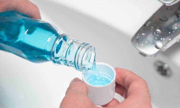 Mouthwash Contains Chemicals Tied to Heart Problems, Cancer