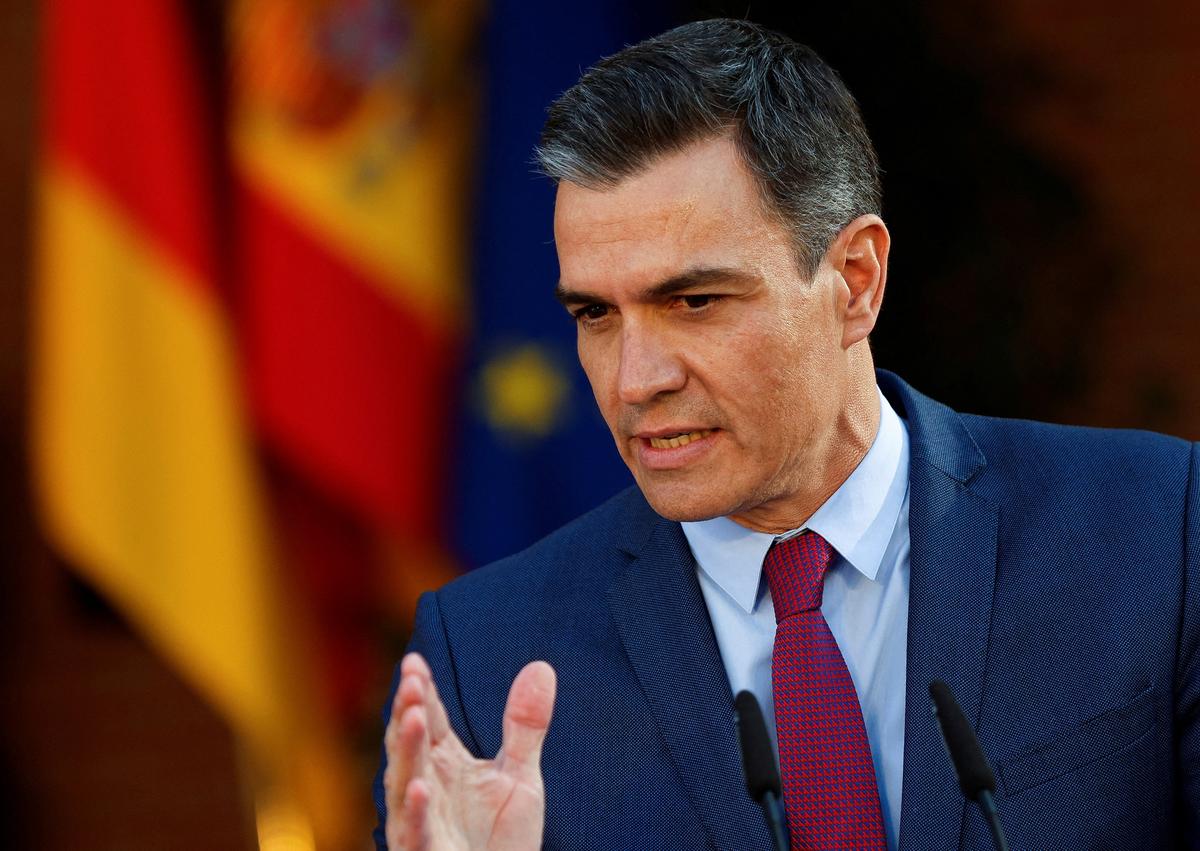 Spain to Spend 11 Billion Euros on Semi Conductor, Micro Chip Industry, PM Says