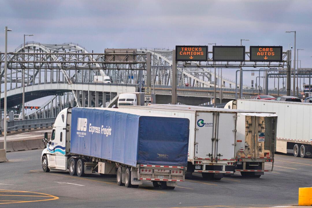 Truck Drivers Protest Against Trucker Vaccine Rule at Canada-US Border