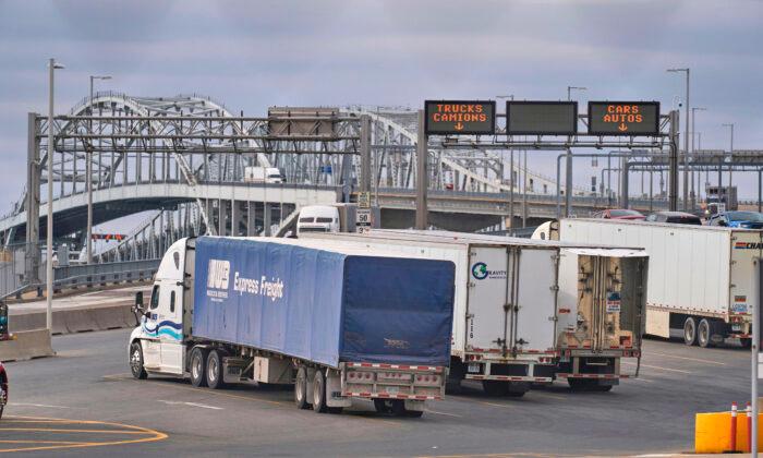 Truck Drivers Protest Against Trucker Vaccine Rule at Canada-US Border